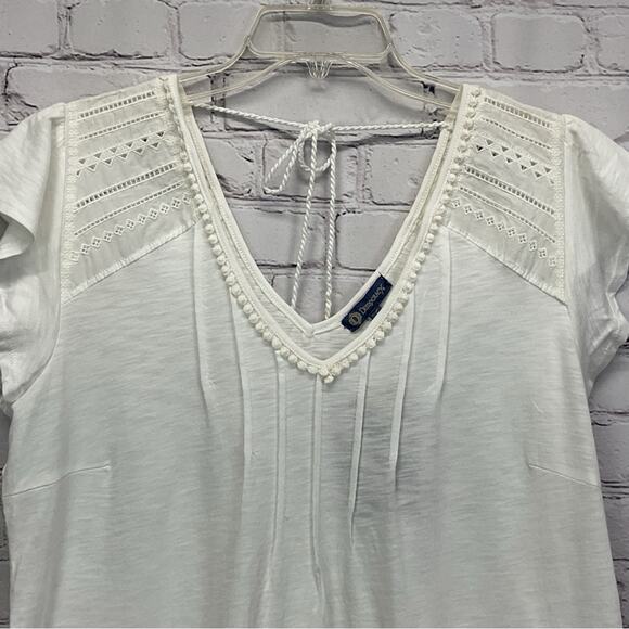 Democracy Boho Top Women's Size L Cream Eyelet Accent Coastal Back Tassel Tie - Picture 8 of 10